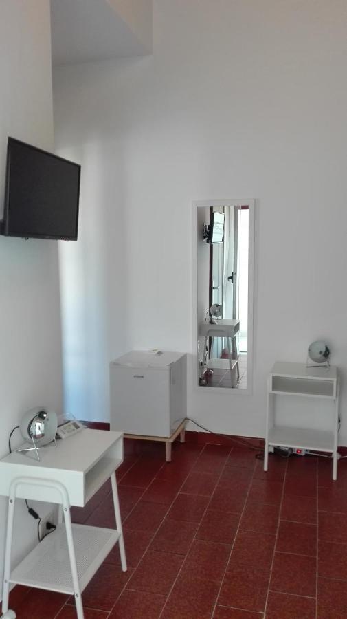 Single Room with Private Bathroom,1654286466:JPEG