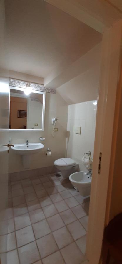 Economy Double Room,1117399449:JPEG