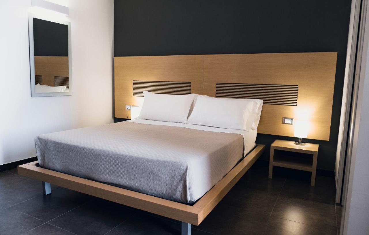 Double Room,1121785383:JPEG