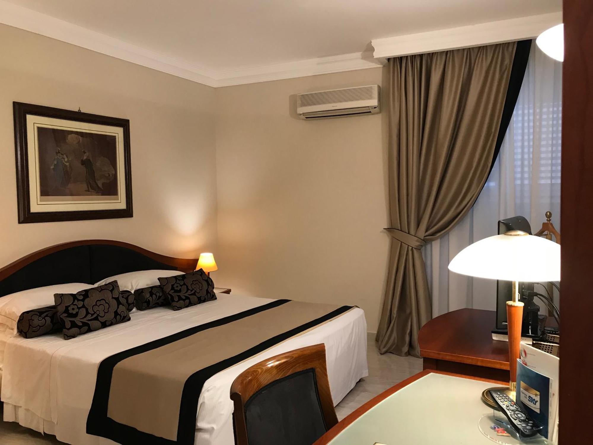 Executive Triple Room,1274749102:JPEG