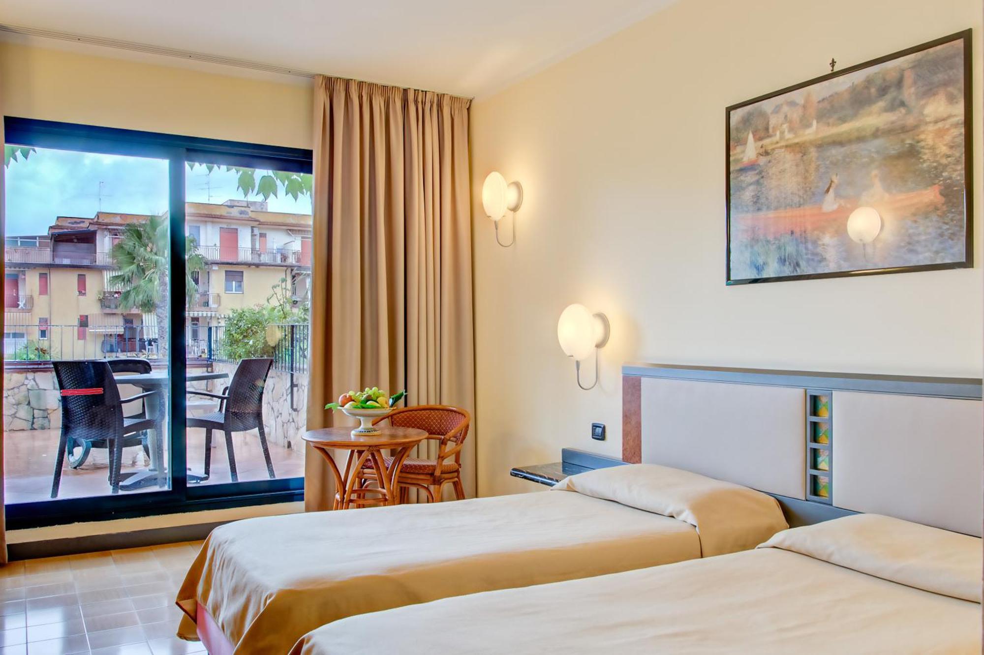 Chambre Double ou Lits Jumeaux Deluxe avec Balcon