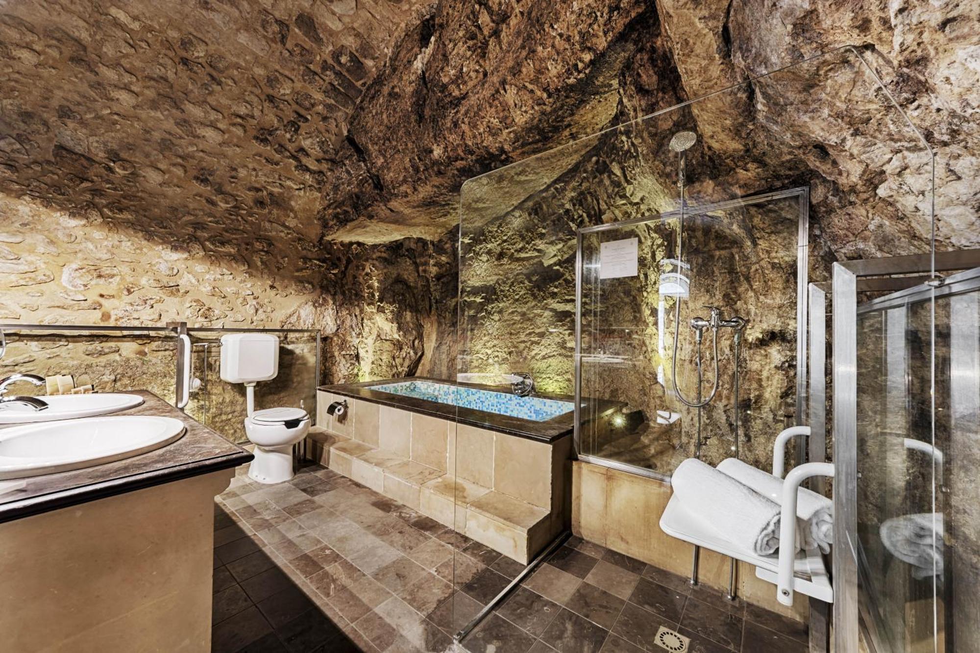 Deluxe Junior Suite