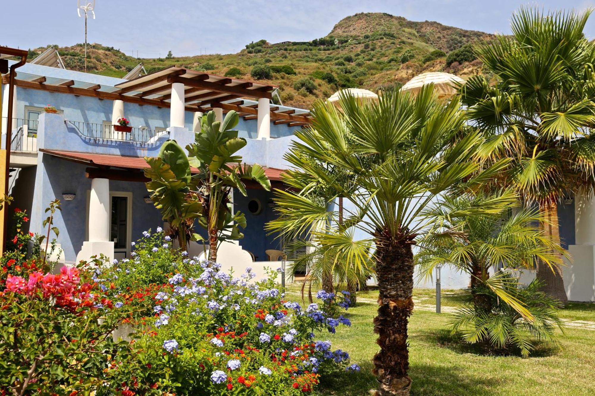 Standard Triple Room,1538125099:JPEG