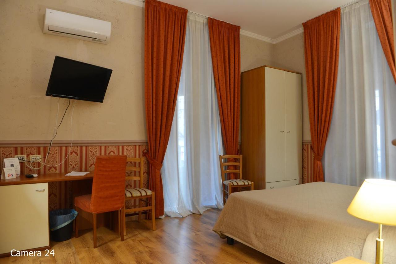 Deluxe Double or Twin Room with Balcony,1380473540:JPEG