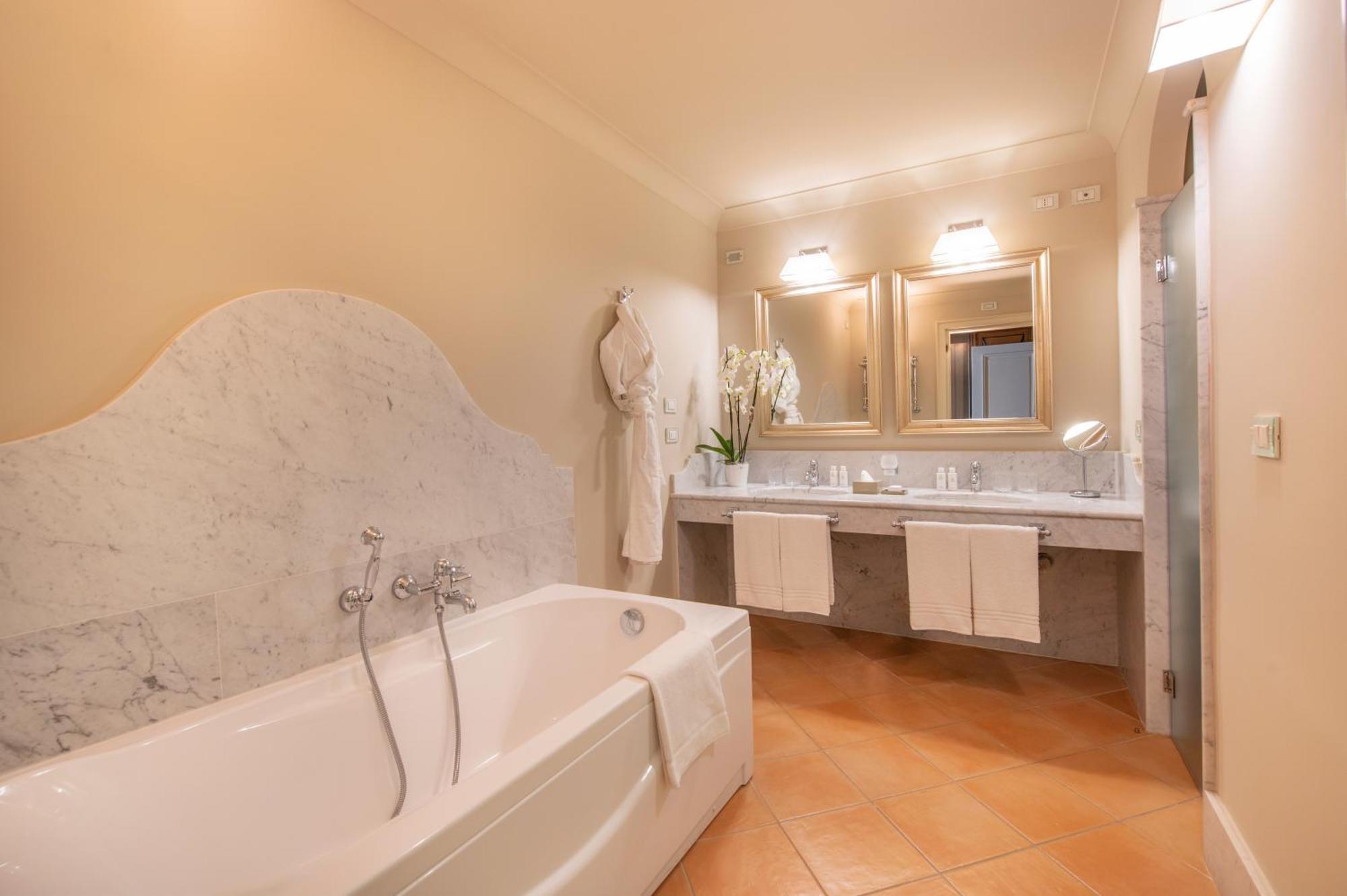 Triple Junior Suite