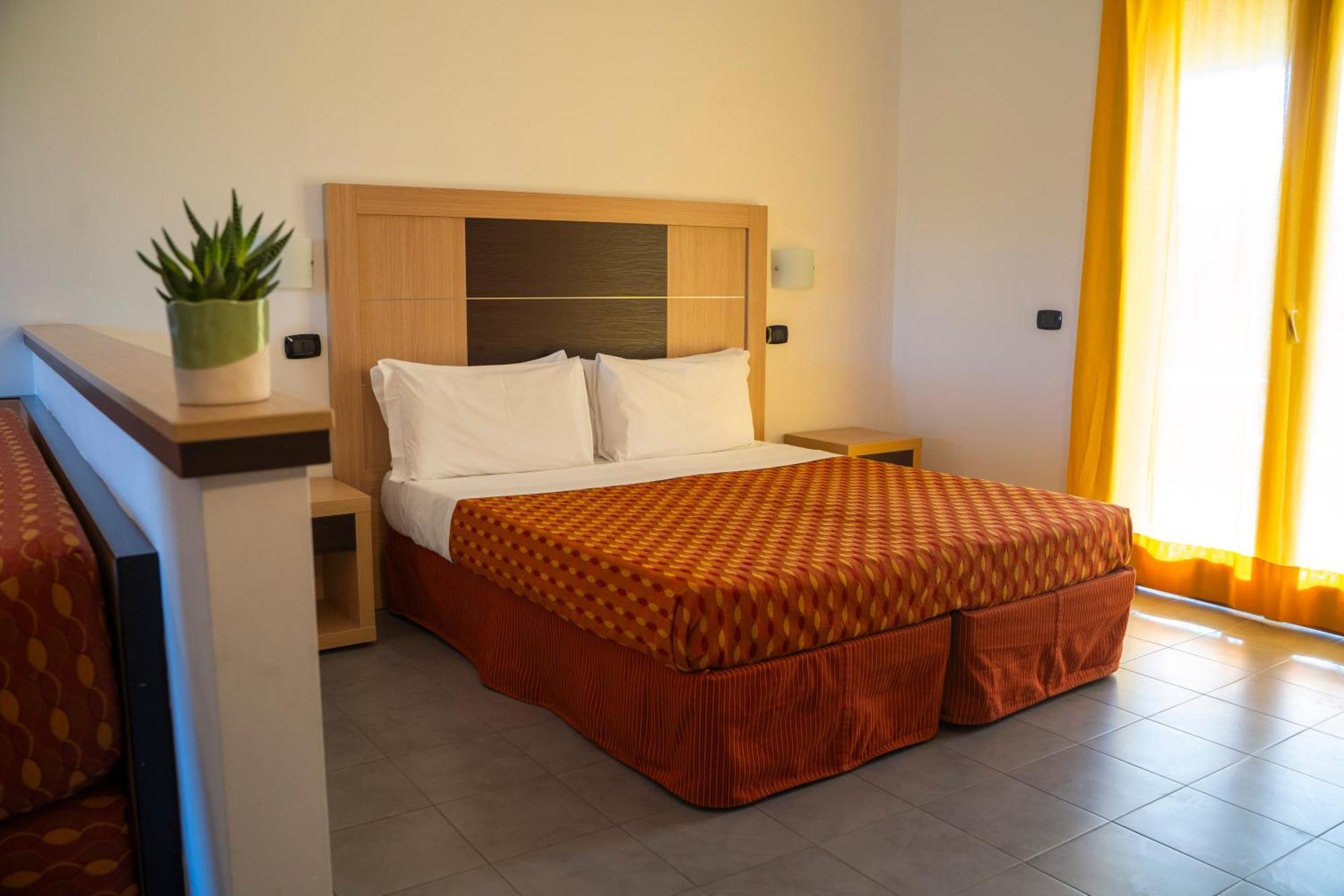 Classic Quadruple Room,1540599859:JPEG
