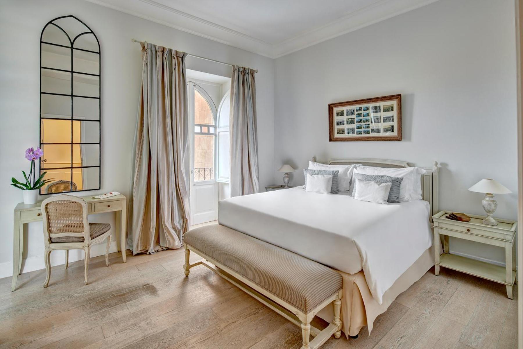 Deluxe Double Room,1573185077:JPEG