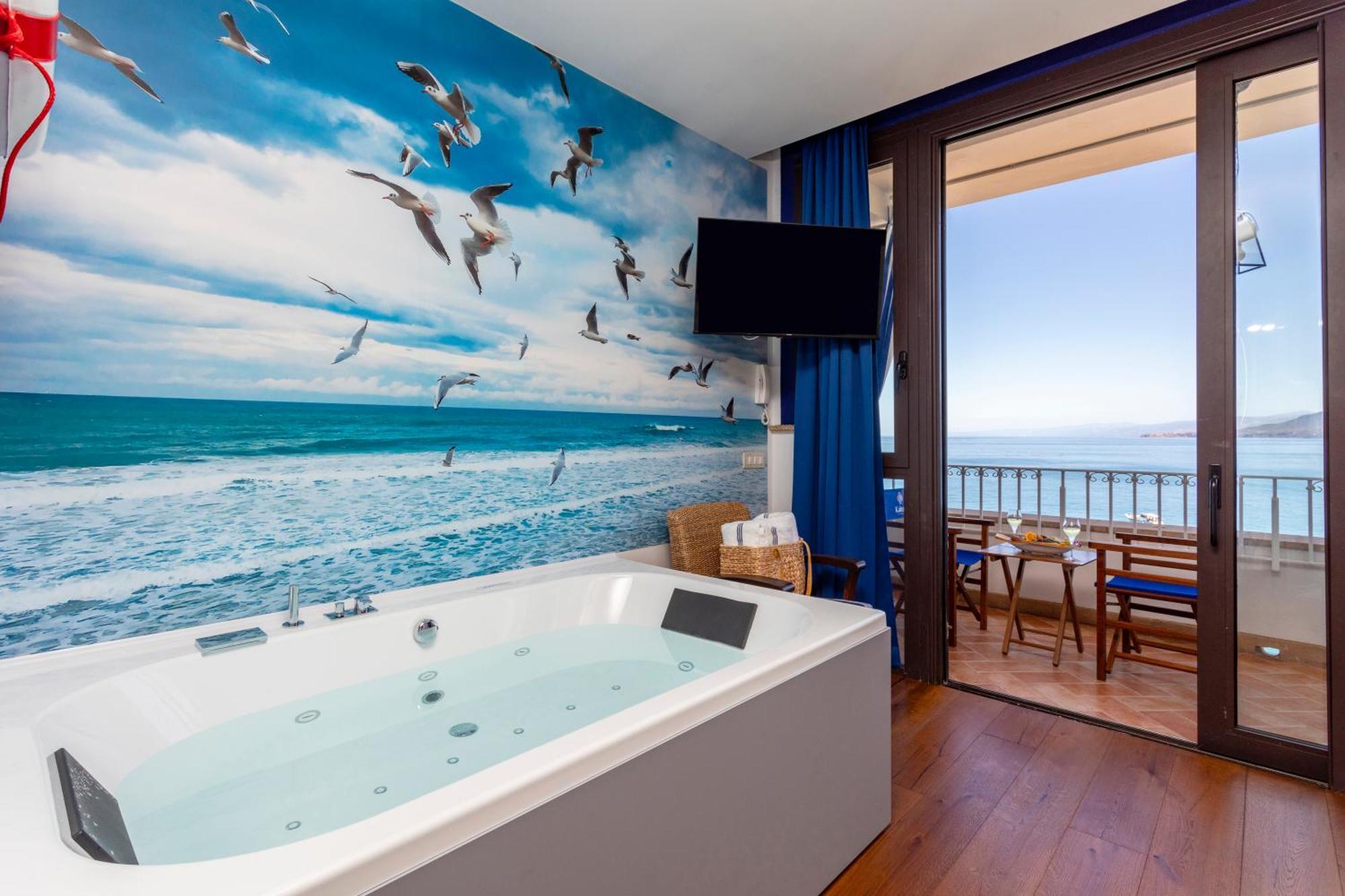 VIP Room with Sea View,1632206831:JPEG
