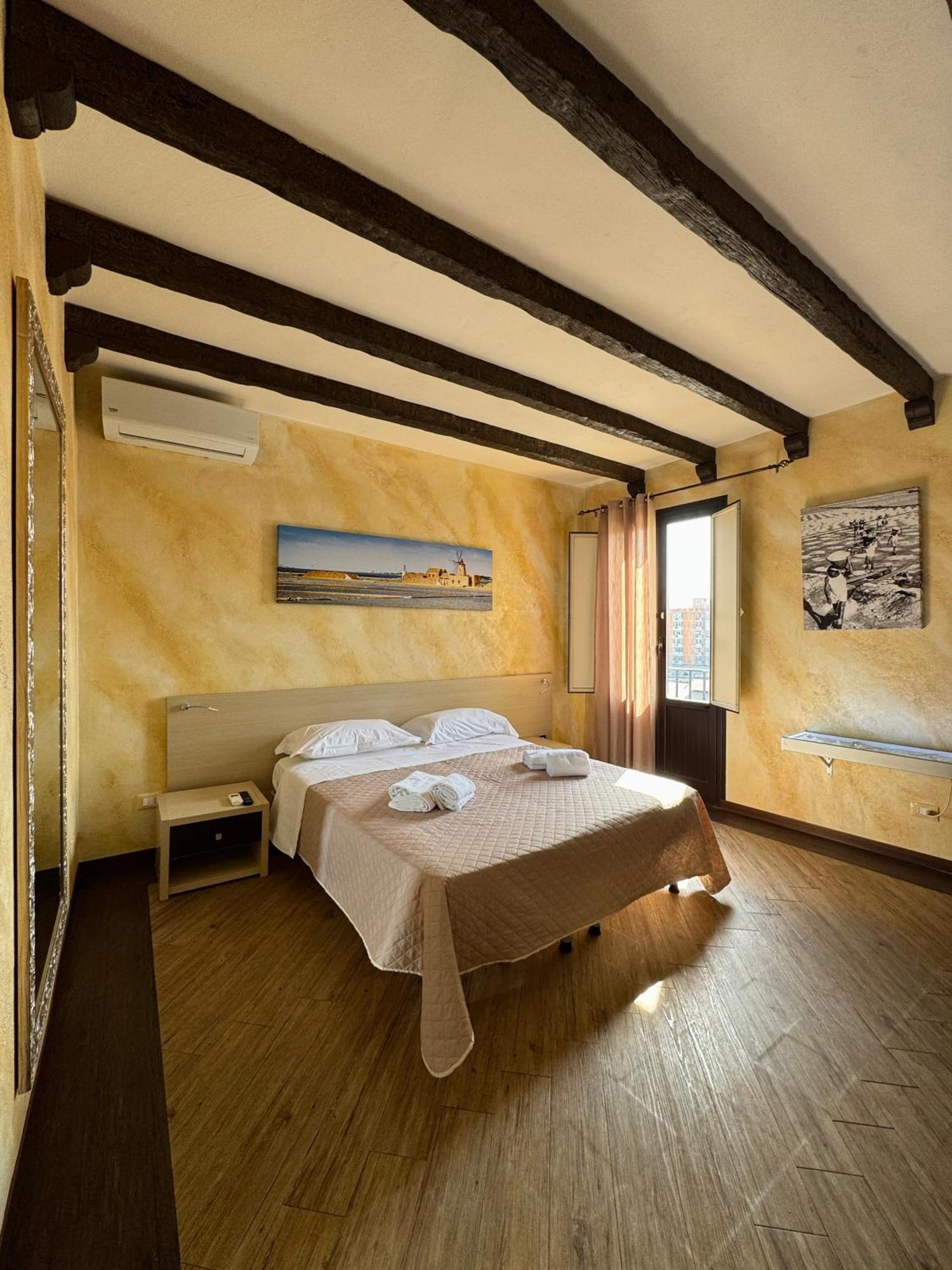 Habitación Doble con balcón