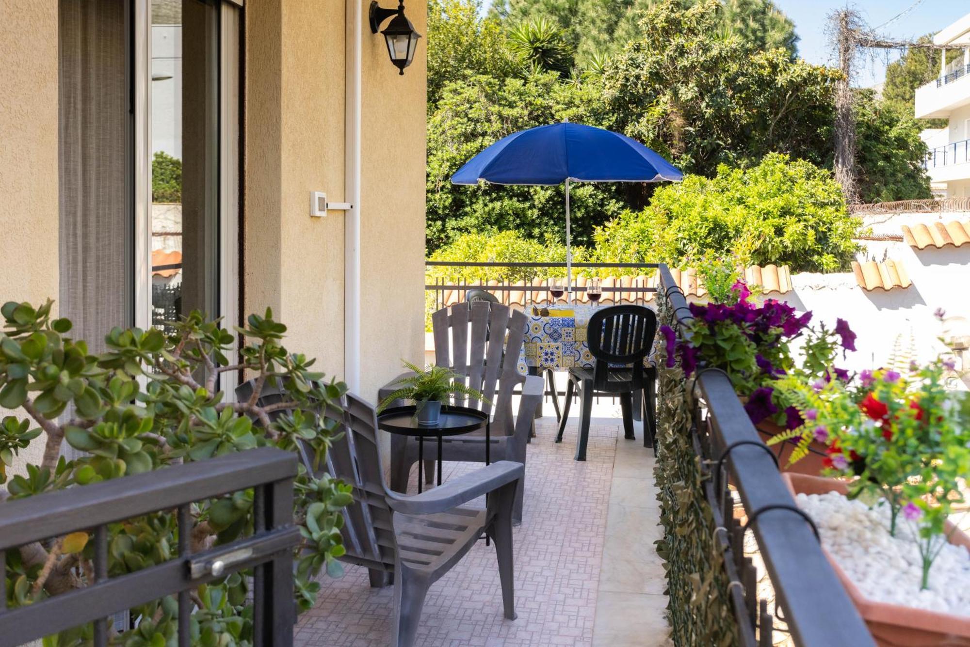 Studio with Balcony,1660323469:JPEG