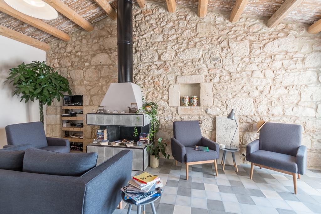 Doppelzimmer mit Balkon und Meerblick