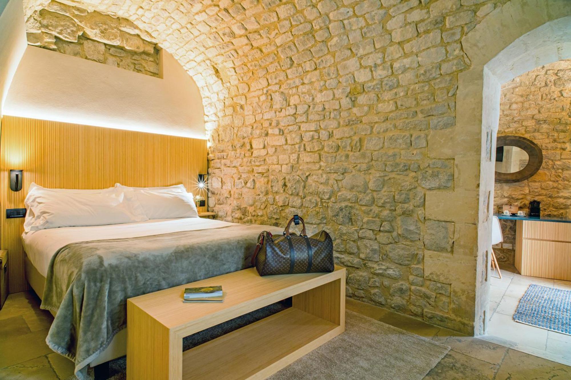 Junior Suite with Shower