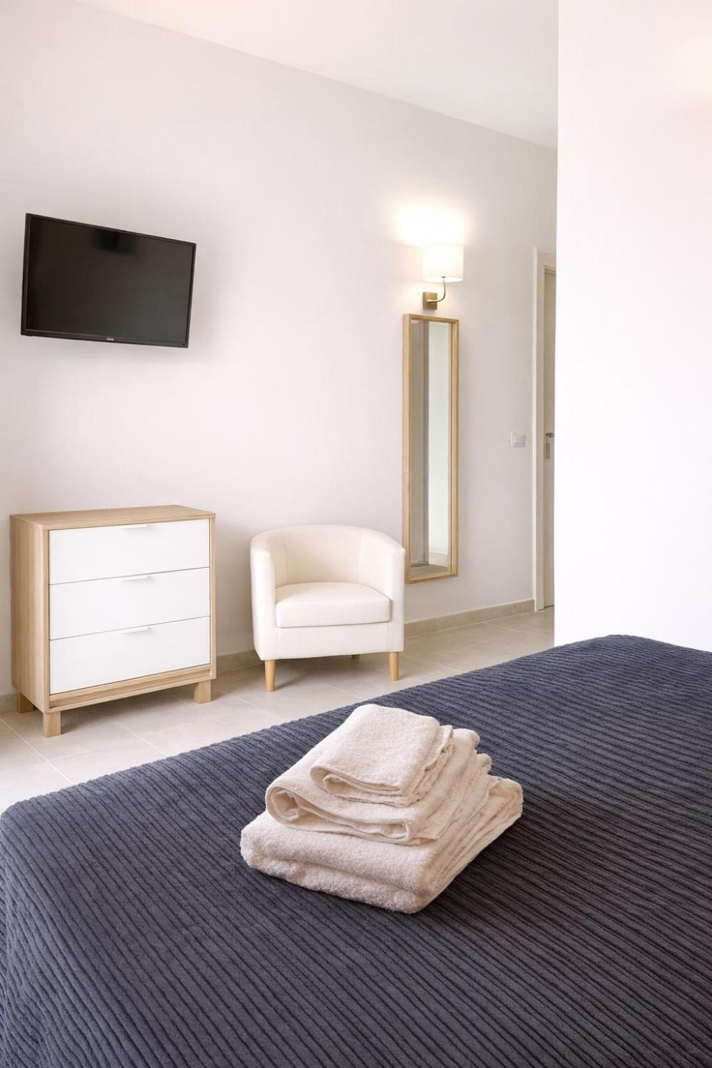 Double or Twin Room with Pool View,1758594838:JPEG