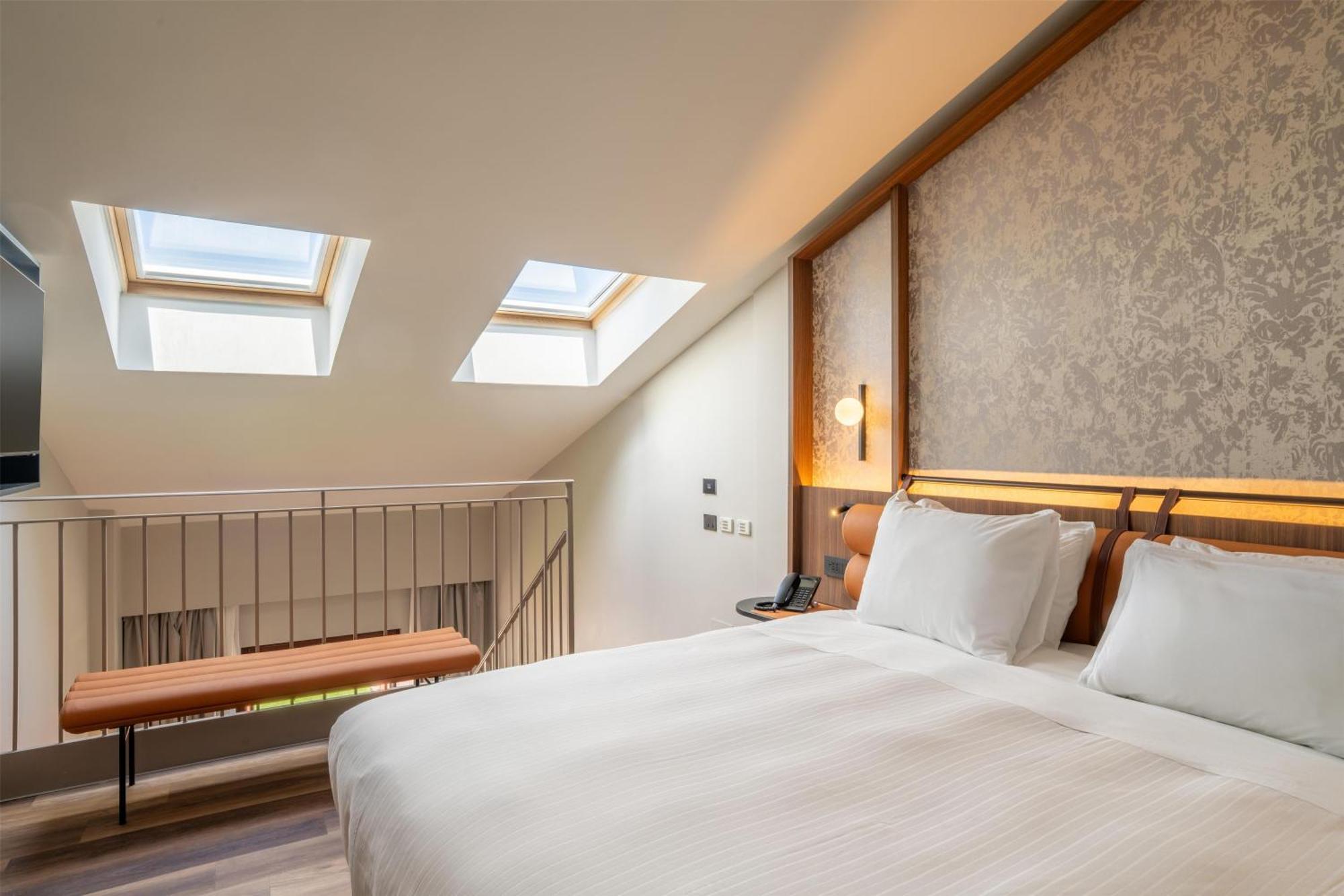 Duplex King Room
