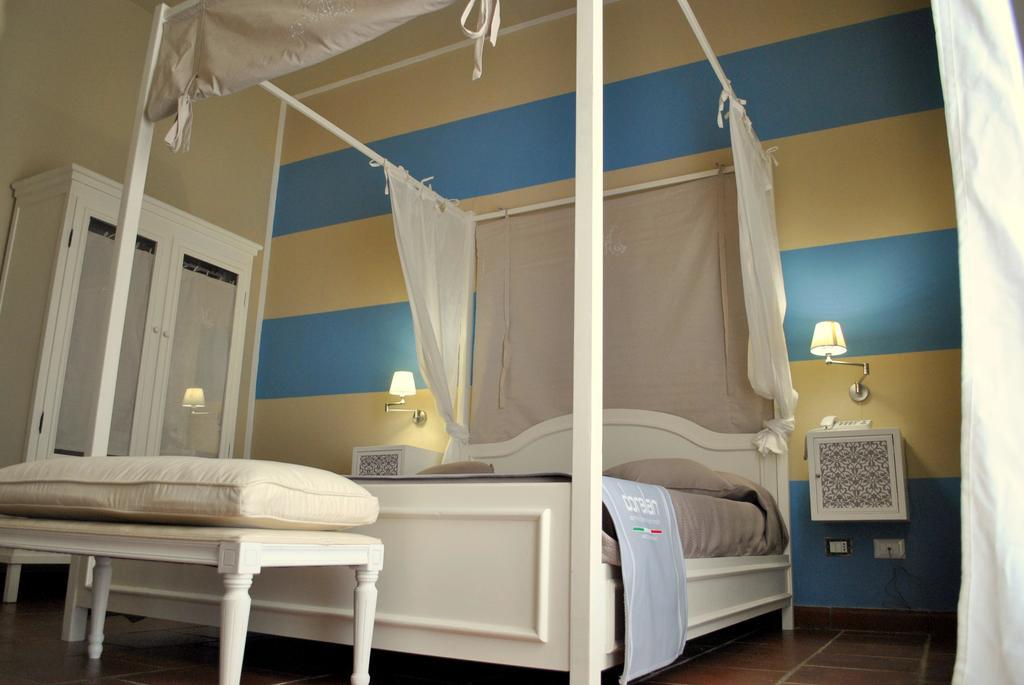 Triple Room with Pool View,228015851:JPEG