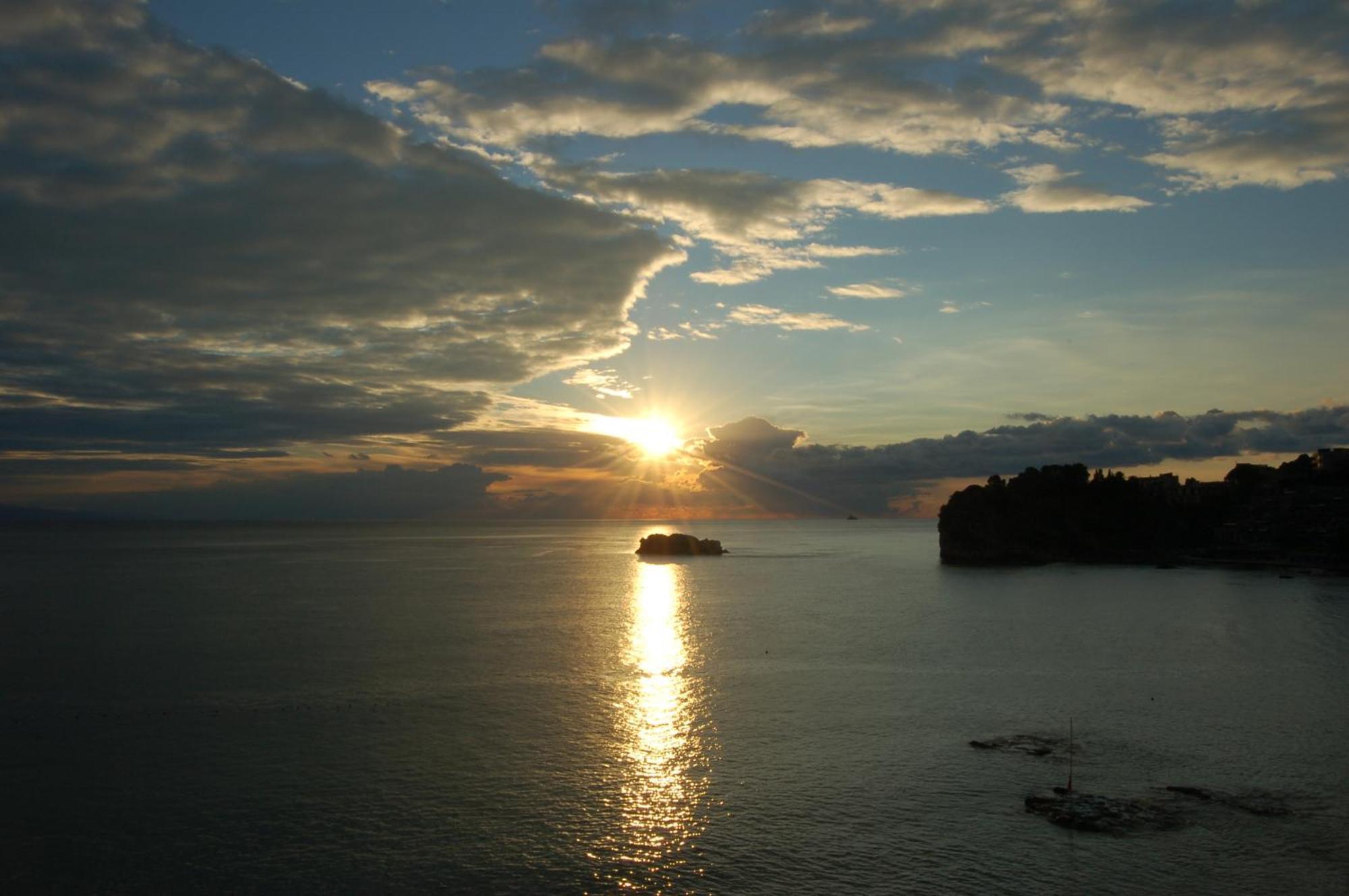 Double or Twin Room with Sea View,1088597872:JPEG