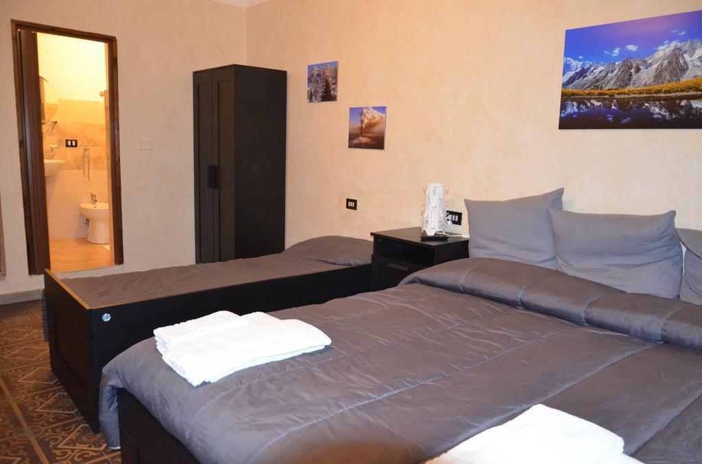 Deluxe Double Room with Extra Bed