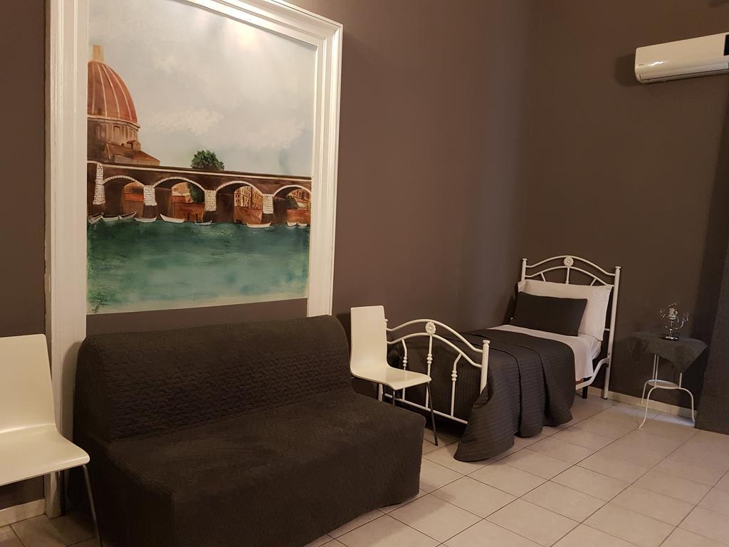 Fünfbettzimmer mit Balkon