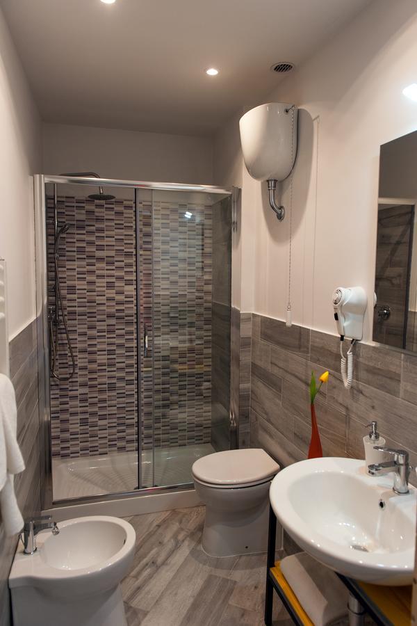 Double Room,613785675:JPEG