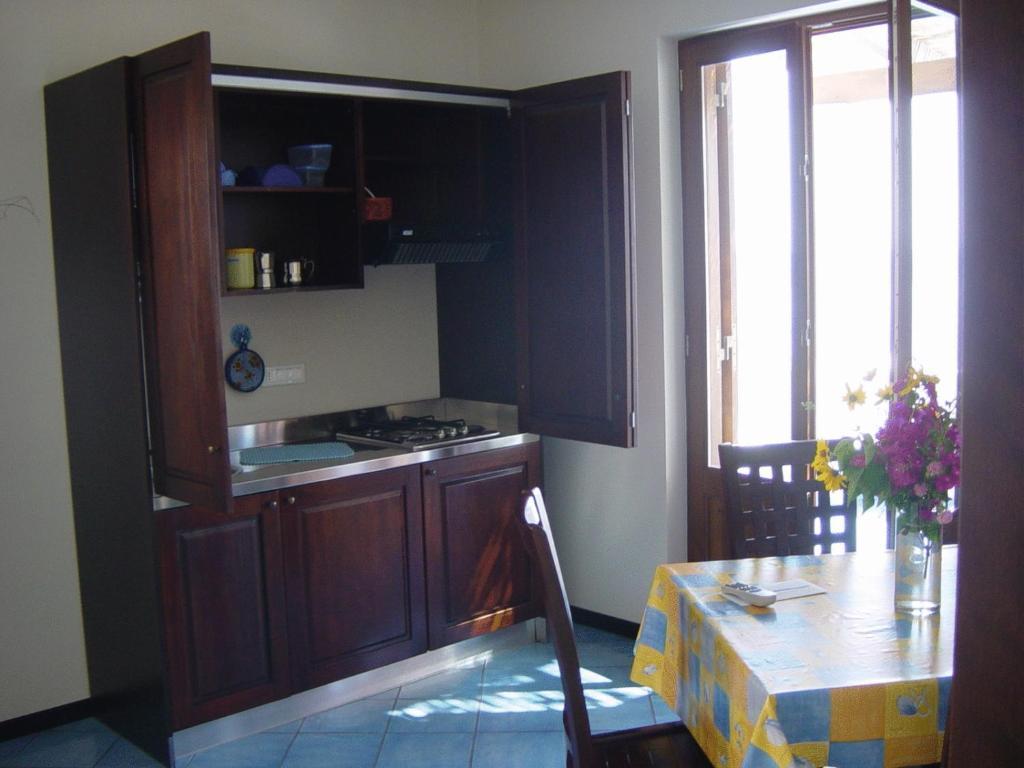 One-Bedroom Apartment with Sea View