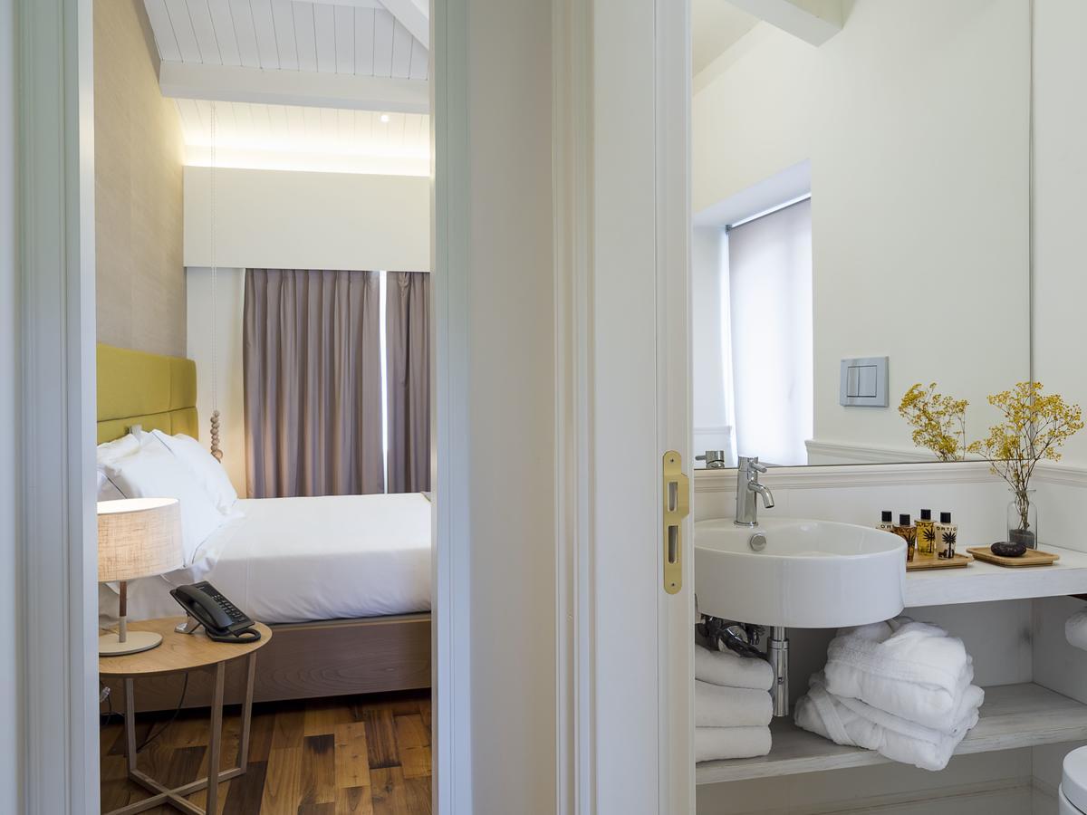 Standard Double Room,653776716:JPEG