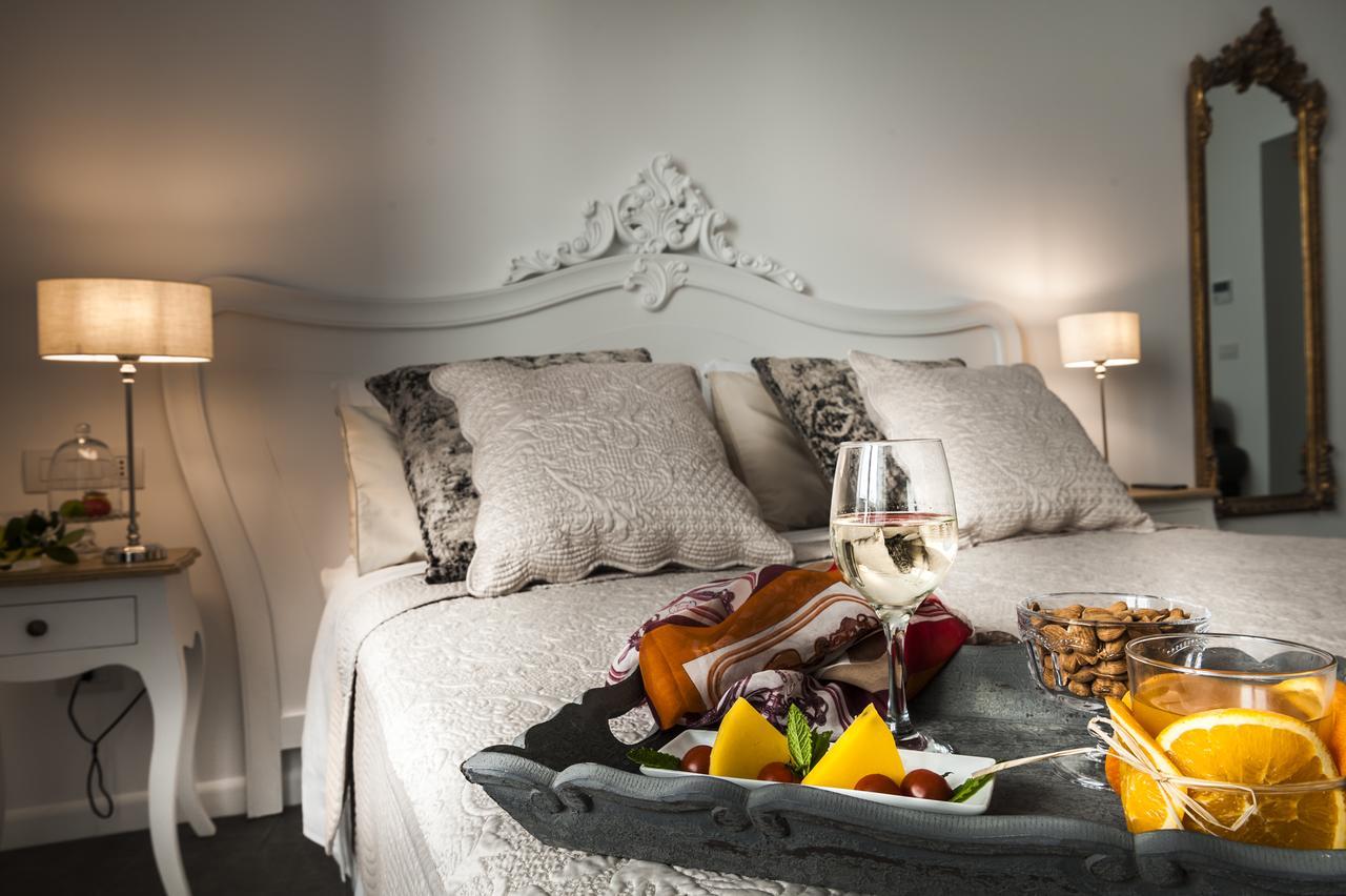 Deluxe Double Room,1318508449:JPEG