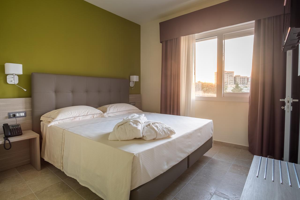 Standard Double or Twin Room,1771033989:JPEG