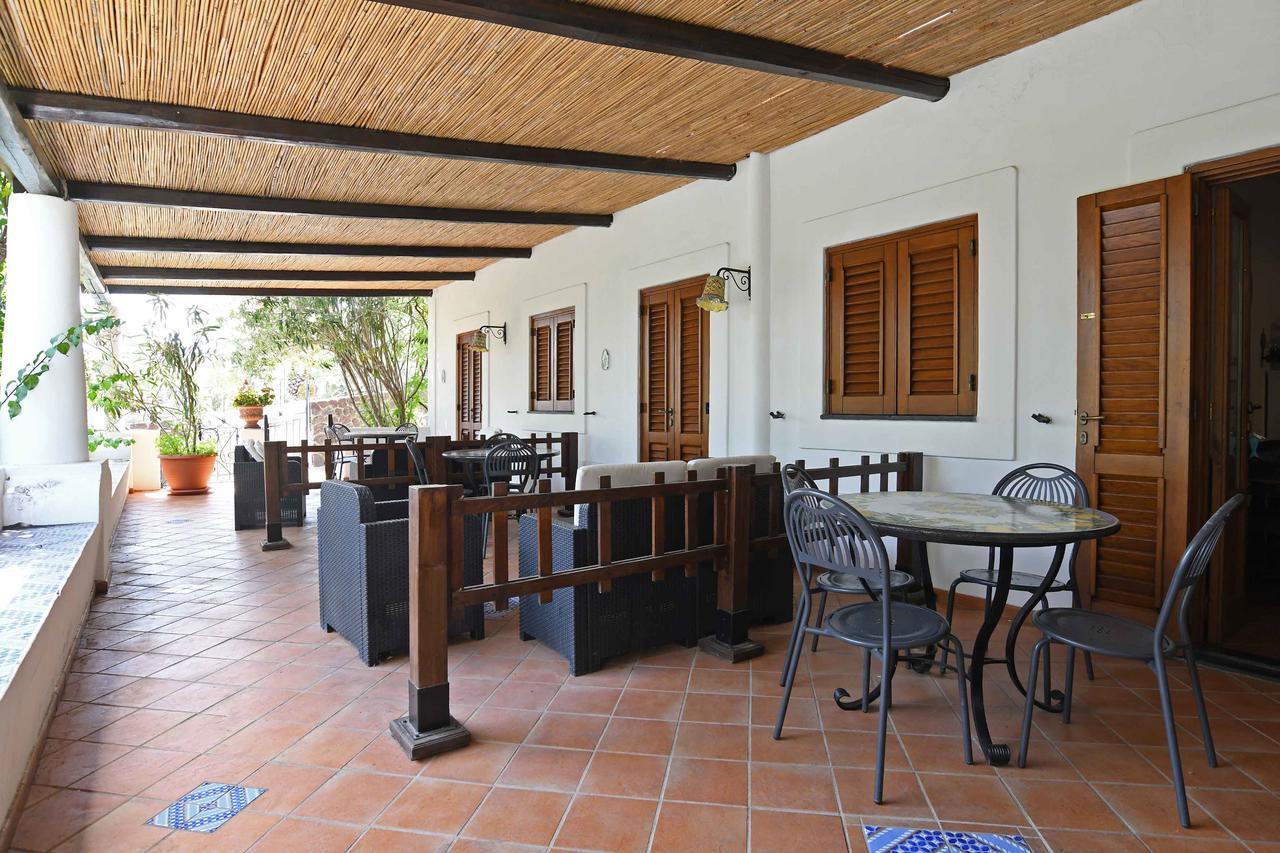 Studio with Terrace,974946064:JPEG