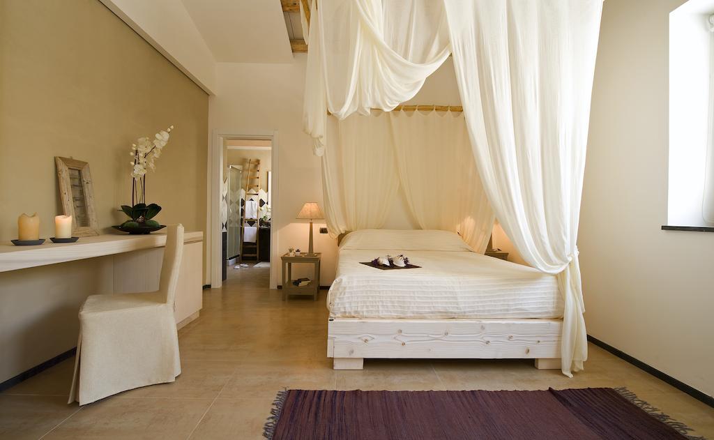 Double or Twin Room,239740833:JPEG