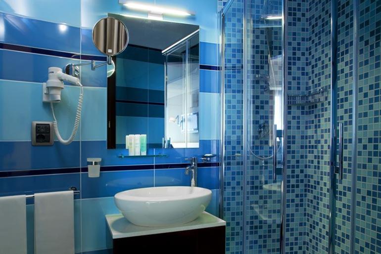 Deluxe Double or Twin Room with Sea View,1370661941:JPEG