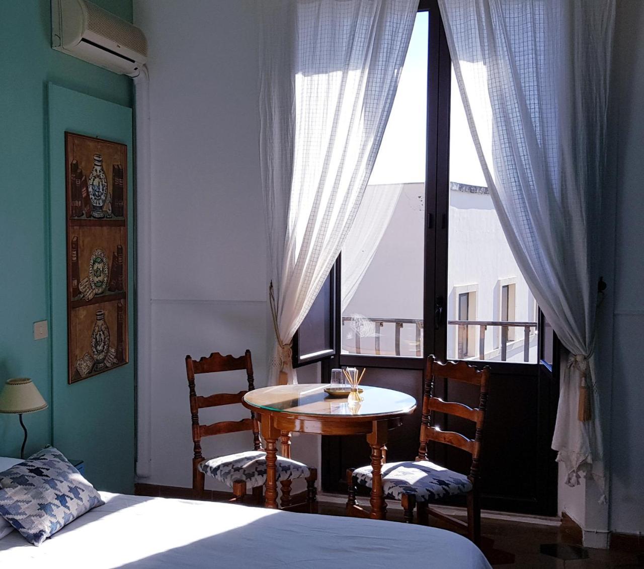 Double Room with Private External Bathroom