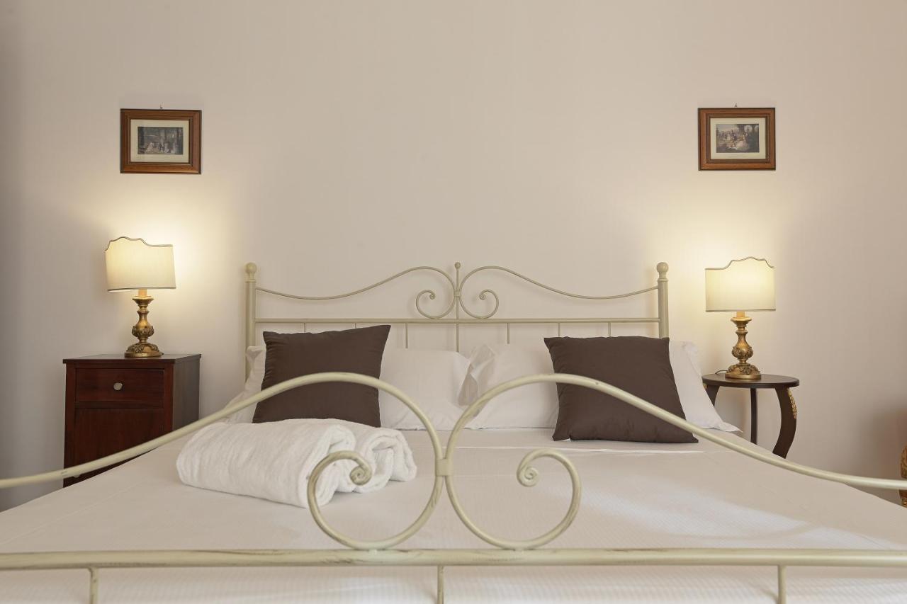 Deluxe Double Room with Balcony,1314122335:JPEG