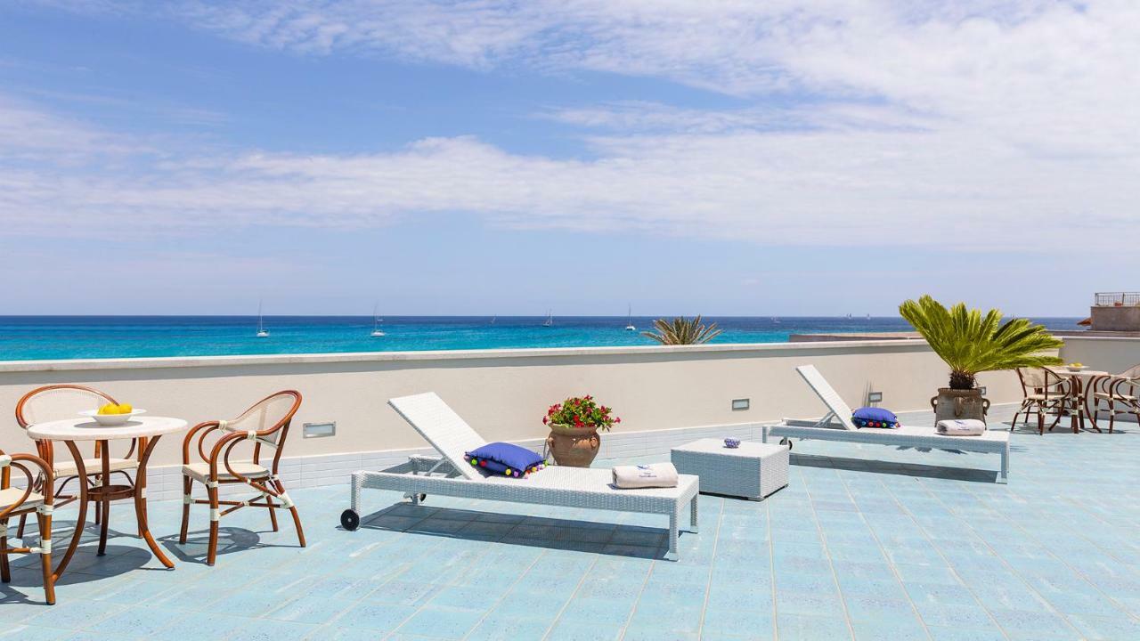 Small Single Room,807197574:JPEG