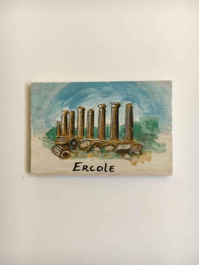 Quadruple Room with Private External Bathroom,851092985:JPEG