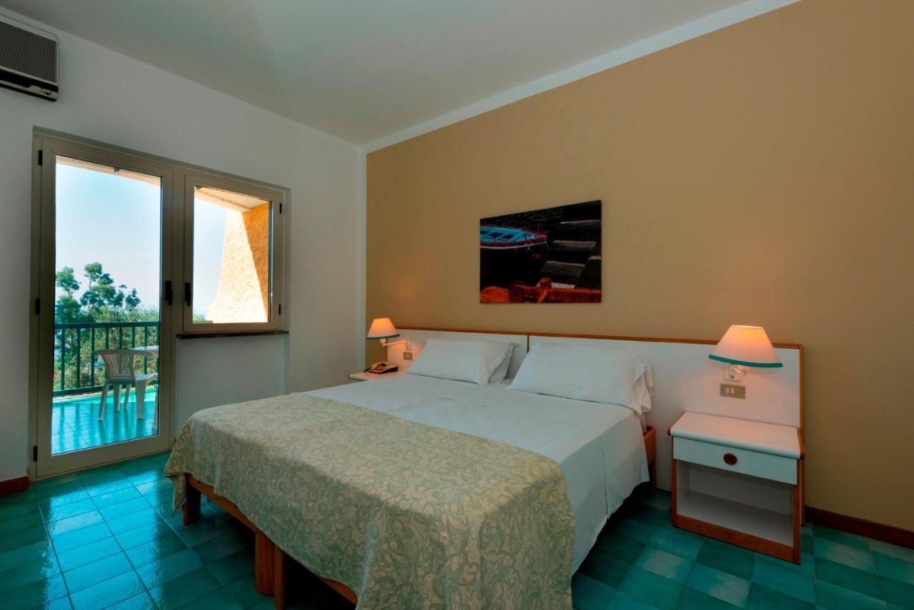 Double or Twin Room with Terrace,1284035332:JPEG