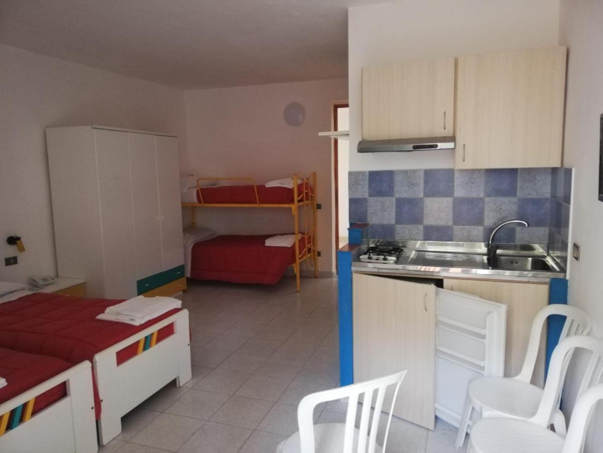 Apartment (4 Adults)