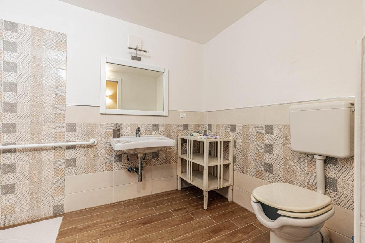 Twin Room,975788902:JPEG