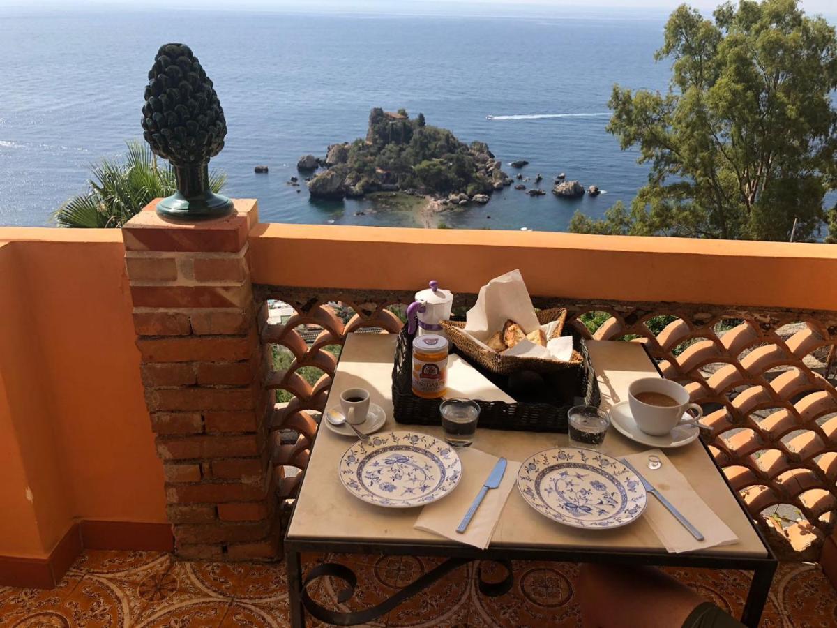 Deluxe Suite with Sea View