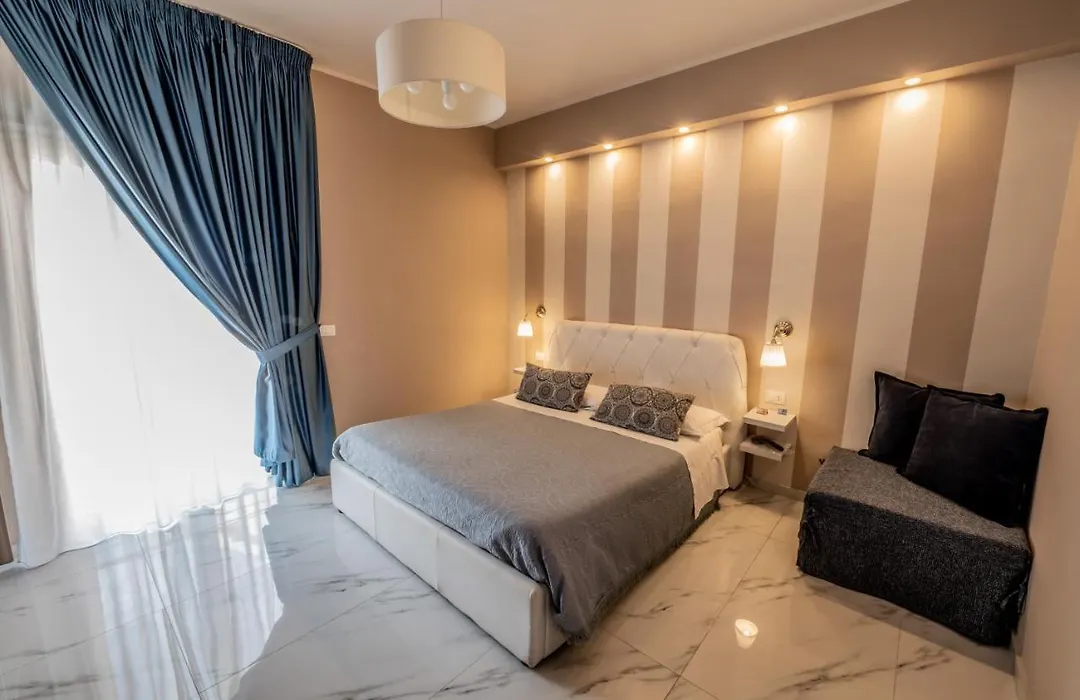 Eolian Port B&B-1