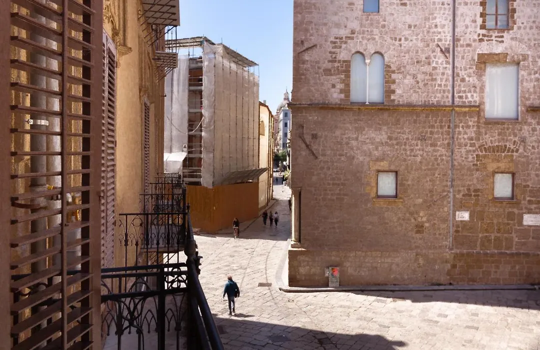 Aragona15 Suites-1