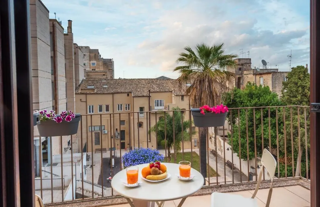 Hotel Vittorio Veneto-1