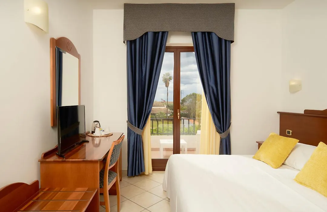 Hotel Relax-1