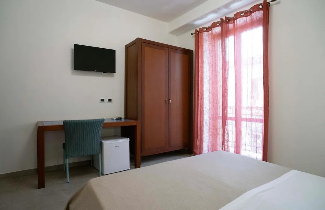 Petit Hotel-1