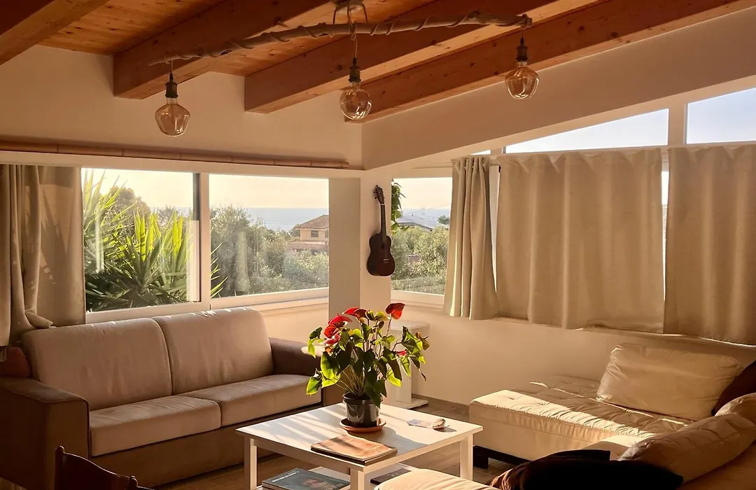 The Blue Window - Rooms - 300M From Sea-1