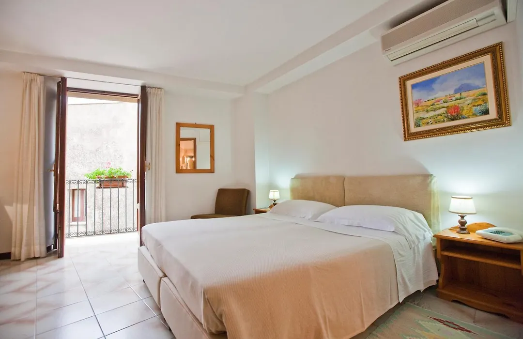 Hotel Moderno-1