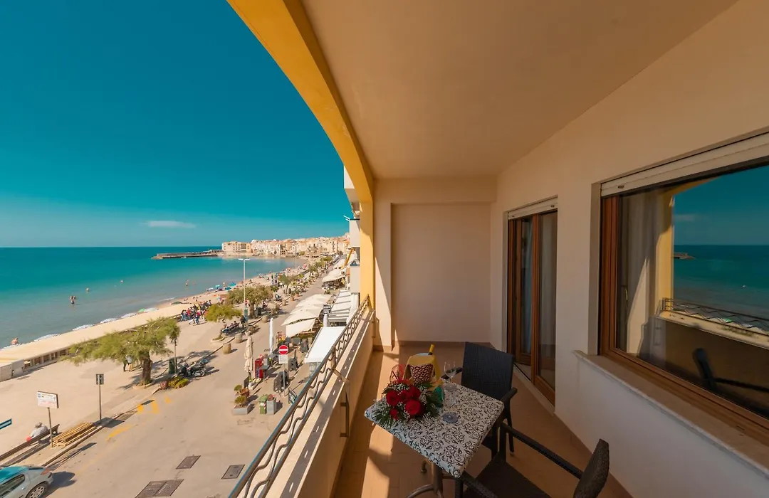 Hotel Riva Del Sole-1