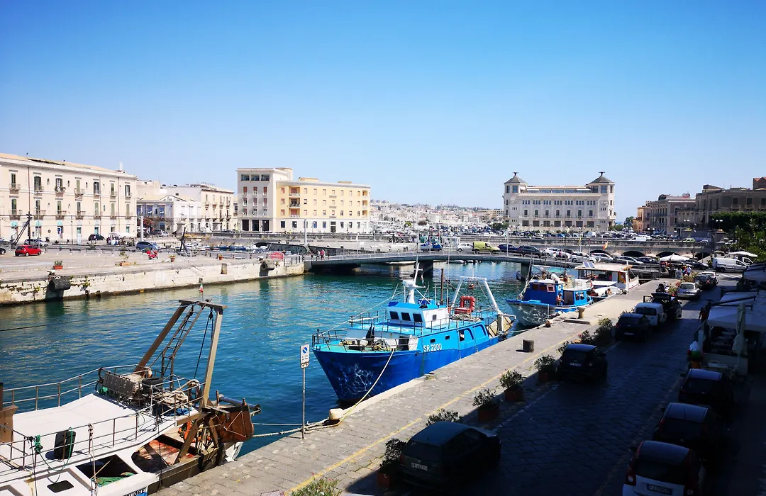 L'Approdo Delle Sirene-1