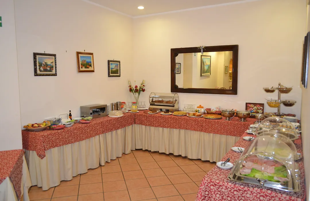 Hotel Mediterraneo-1