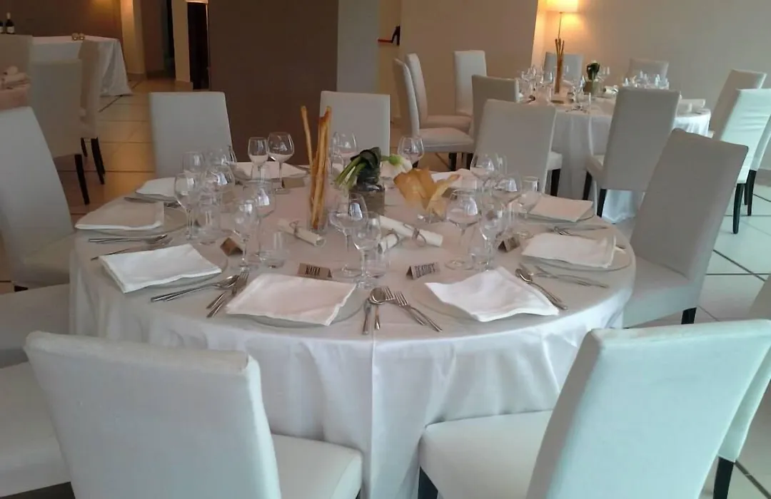 Elihotel-1