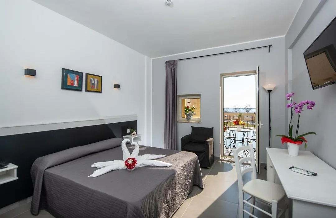 Hotel Hopps-1